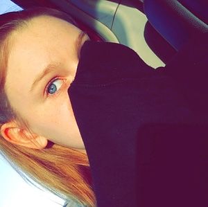 Meet your Posher, Madeline